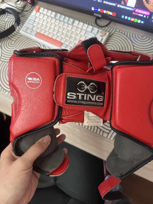 Боксерский шлем STING оригинал