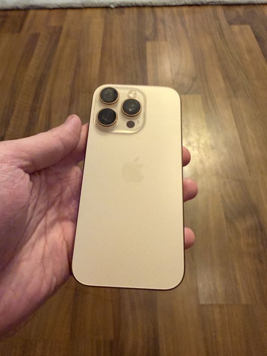 iPhone 16 Desert Titanium