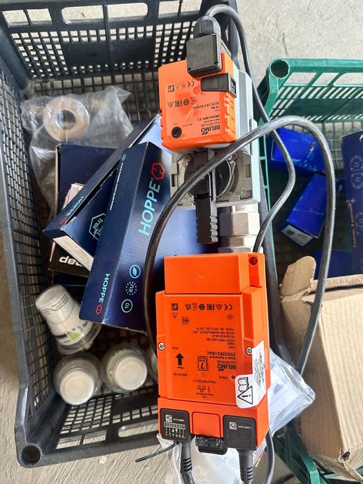 Robineți,fitinguri ,racorduri sertizare