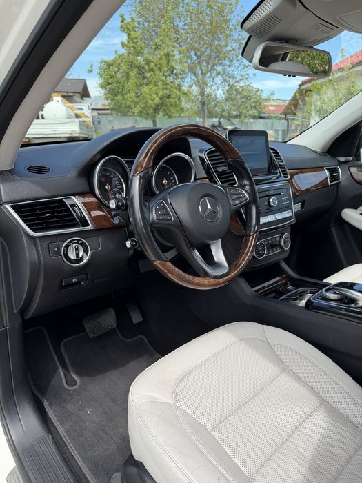 Mercedes-Benz GLE 350D Pachet AMG