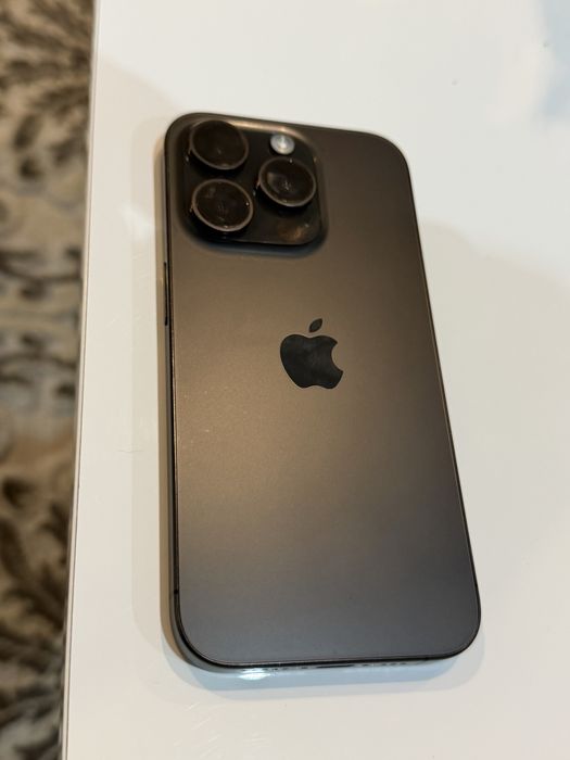 Iphone 15 Pro “ Stare buna