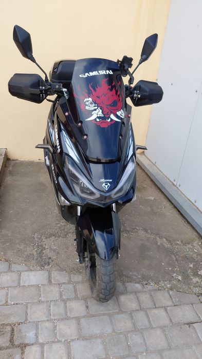 Продам Maxi скутер