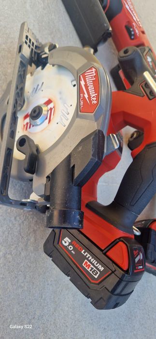 Milwaukee set scule pe acumulator