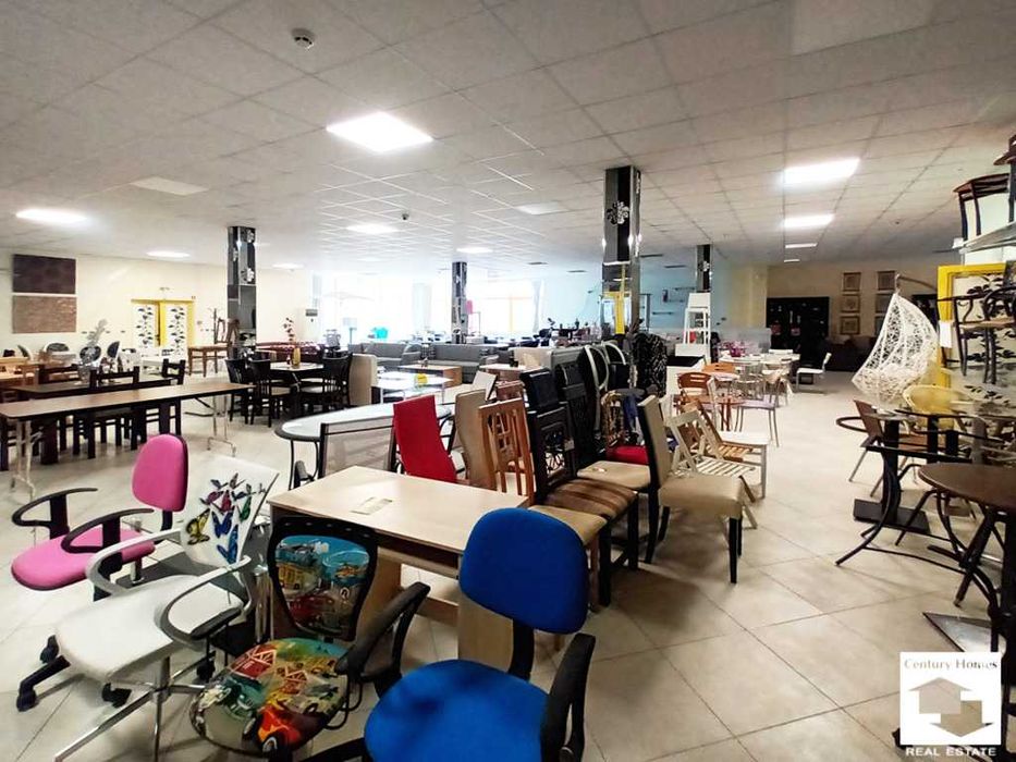 111381 Просторен магазин с чудесна локация в кв. Бузлуджа, В. Търново