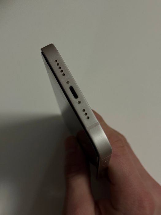 Айфон 13 белый 128гб