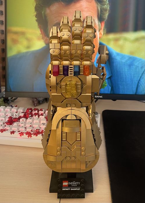 Продам Lego Marvel