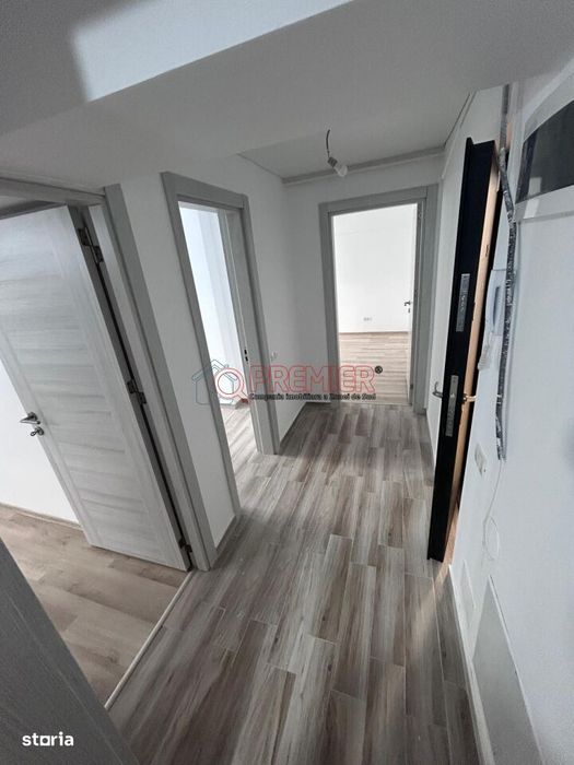 Apartament 2 camere, 52 mp, zona Aparatorii Patriei I Demisol I Loc