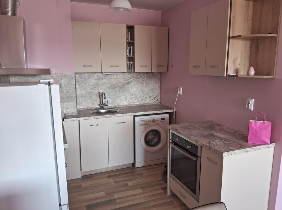 Дава се под наем Двустаен апартамент в София, Връбница 2 - 64 кв.м за 525 € - Снимка #2