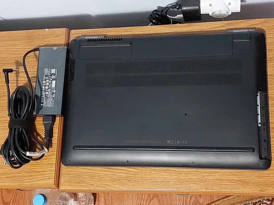 Laptop Gaming HP Omen 17 i7 6700HQ 2,6/3,5Ghz, 12GB, 256GB+1TB, GTX 960M 2G, Windows 11 Office 2024