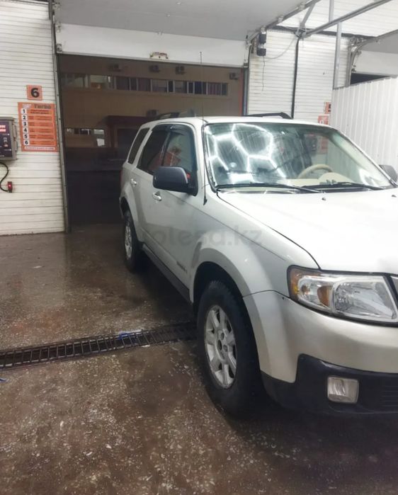 Продам машины Mazda Tribute 2008