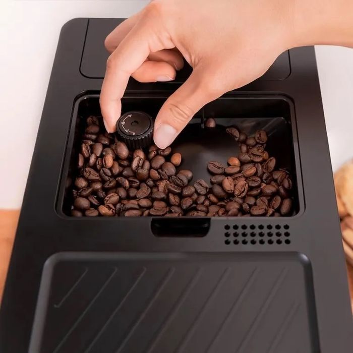 Кафеавтомат Cecotec Cremmaet Compact Steam 1350W