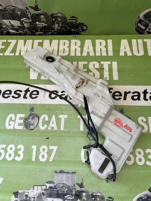 Bazin , rezervor lichid parbriz  apă Mercedes X Class