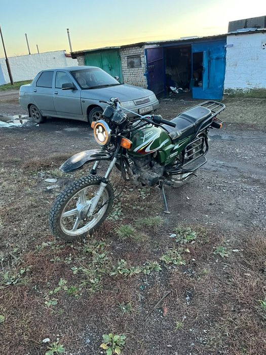 Мотоцикл 250 на ходу