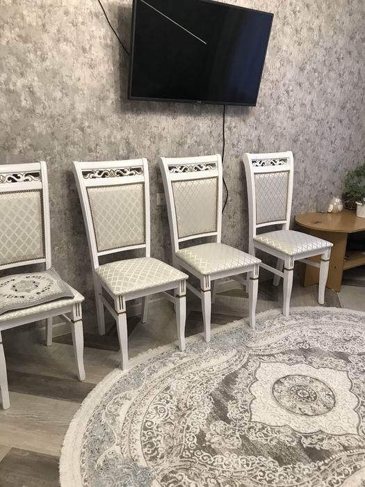 Продам новый стулья