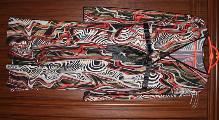 Продам платья 48 р