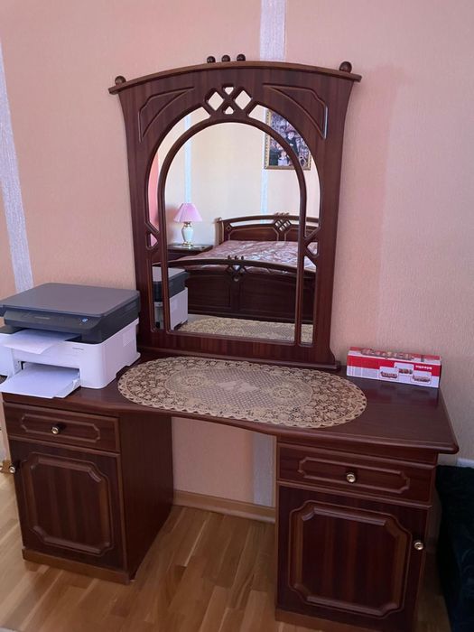 Спальный гарнитур