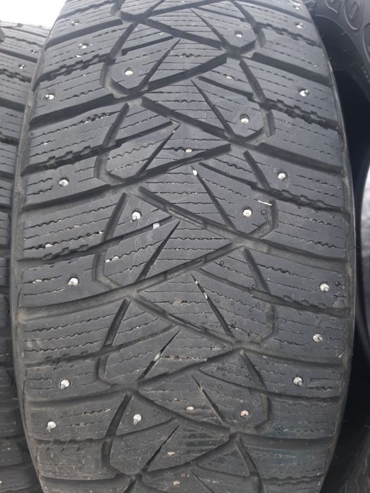 Продам шины 225/55/17 гудиэр