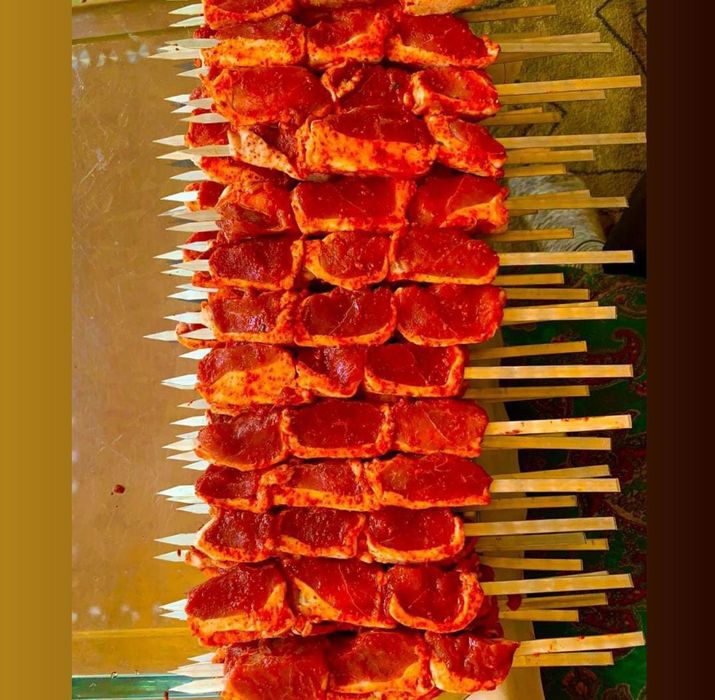 Халал шашлыки с шампуром