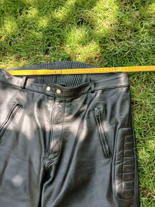 Pantaloni piele moto