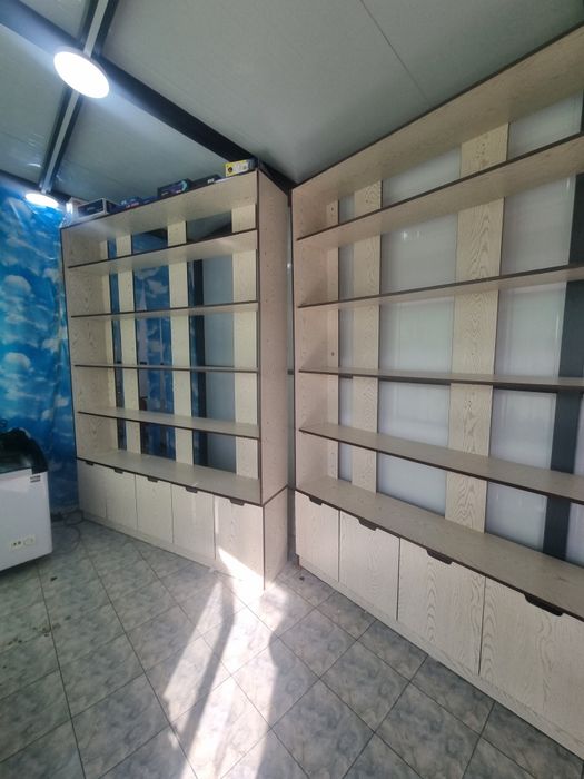 SROCNA Magazinga polka qolati yaqchi 2 dona bor 2 metir 1tasi