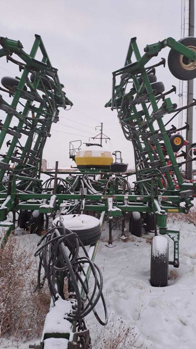 Посевной комплекс John Deere 1830 (лапа)