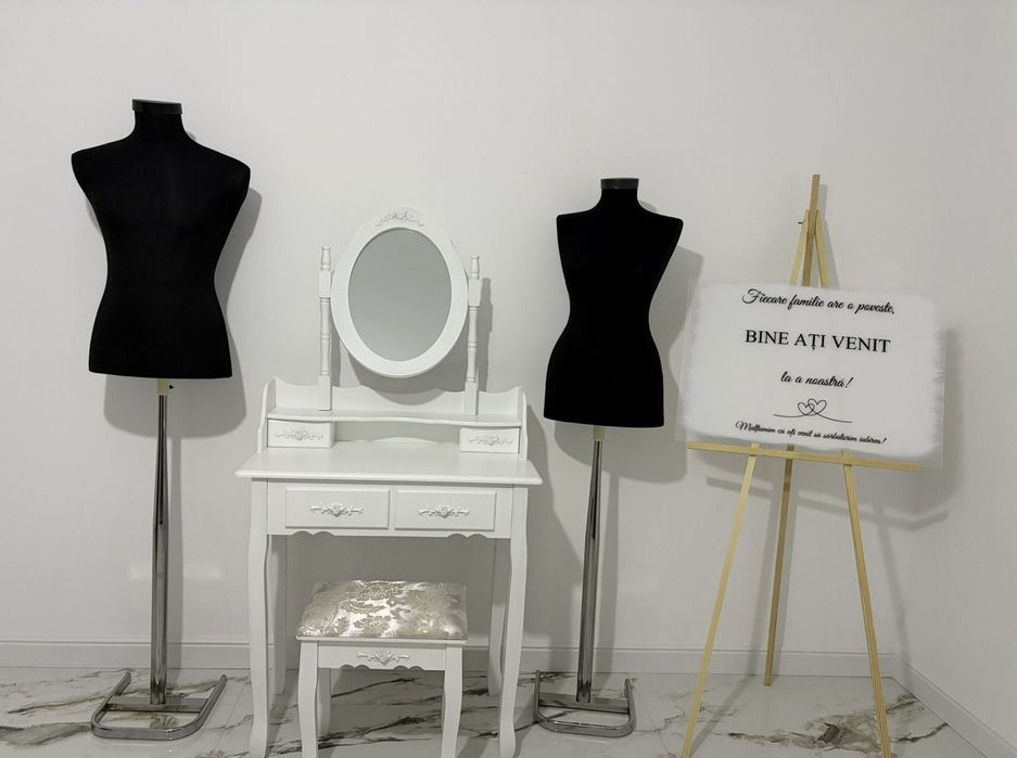 Inchiriez manechini masuta sevalet pentru nunta