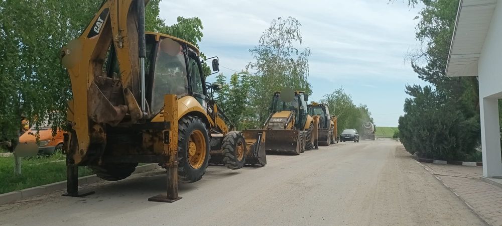 Buldoexcavator Caterpillar 428 F2