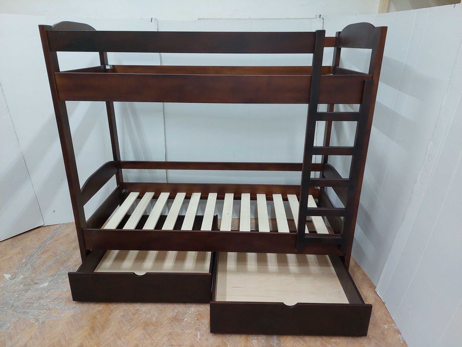 TRANSPORT GRATUIT.Pat etajat lemn masiv.Cod 2005E