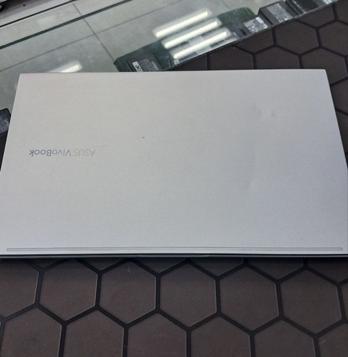 Asus Vivabook 15