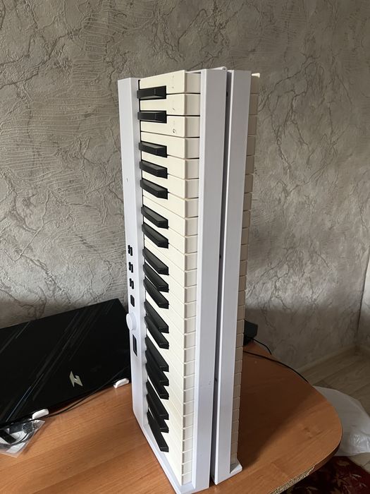 Цифровое пианино Konix PJ88C