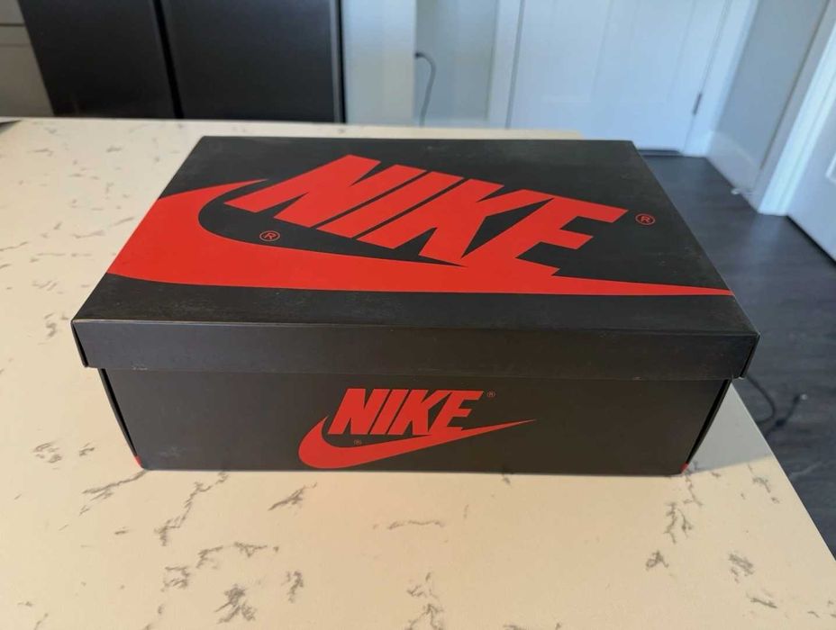 *ULTIMELE STOCURI* - Jordan 1 University Blue - verificare colet