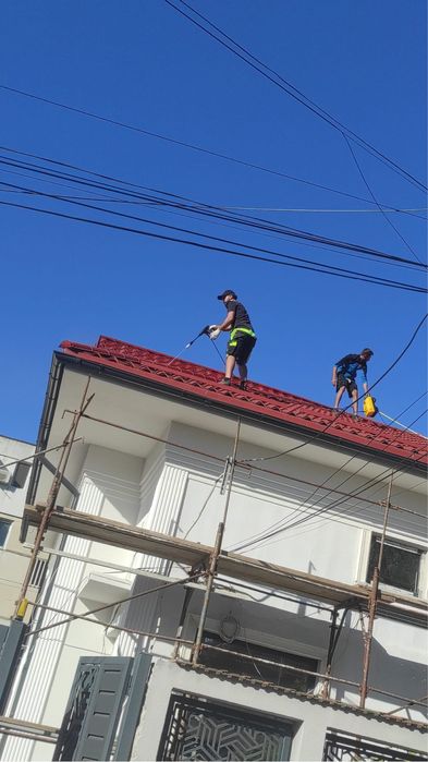 Reparatii acoperisuri, Cosuri, Atice,Veluxuri,Glafuri