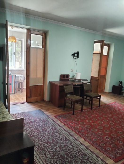 Продается квартира на массиве Карасарай