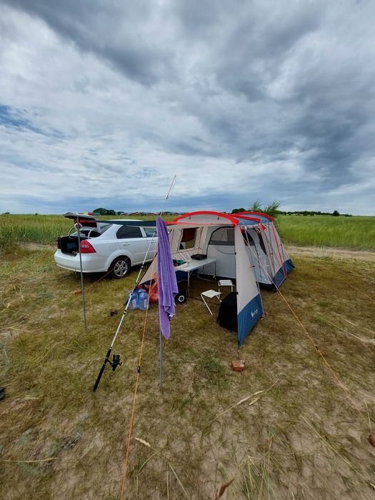 Продам палатку в отличном состоянии