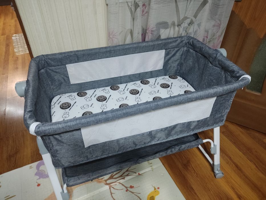 Продам детскую манеж- кроватку