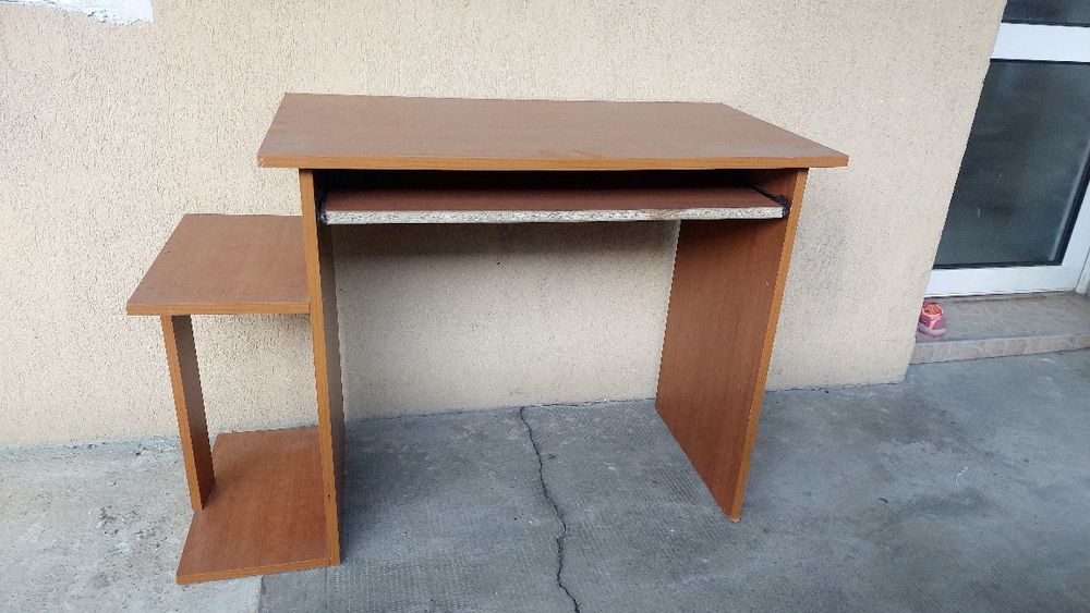 Birou + scaun ergonomic