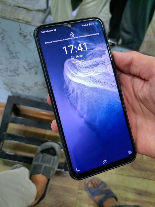 Vivo y31 4 128 kafolati bilan