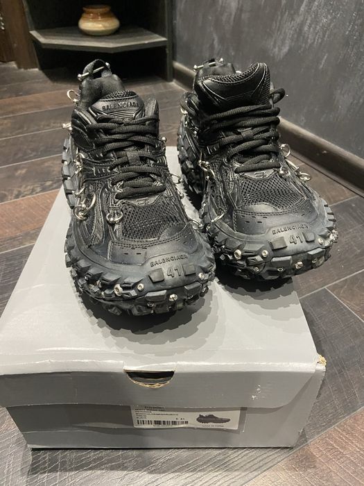 Balenciaga defender piercings