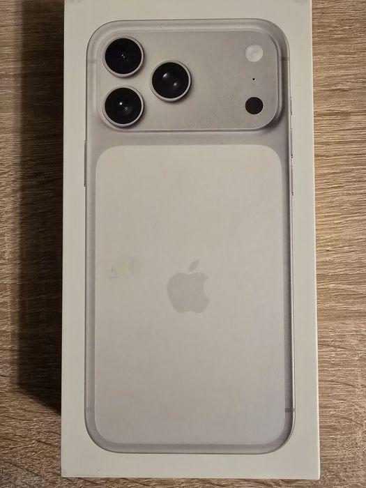 iphone 17 promax second hand si noi de vanzare • Anunturi • OLX.ro