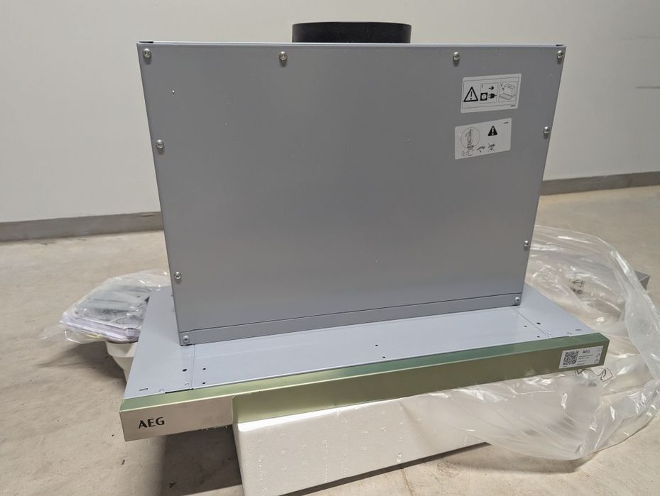 Абсорбатор - 60 см - AEG DPE5660M (разопакован)
