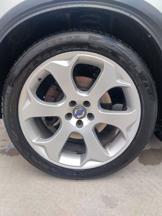 Джанти 5х108 20 с гуми 255/45 r20