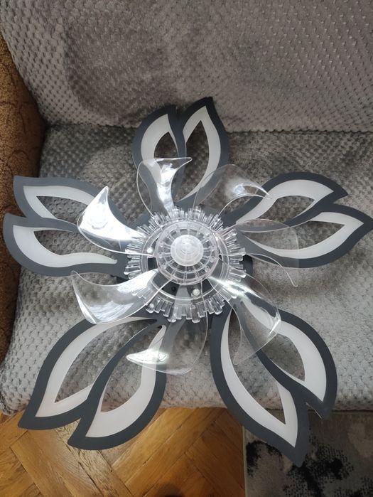 Полилей с вентилатор