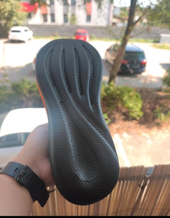 Adidas response runner 43 1/3