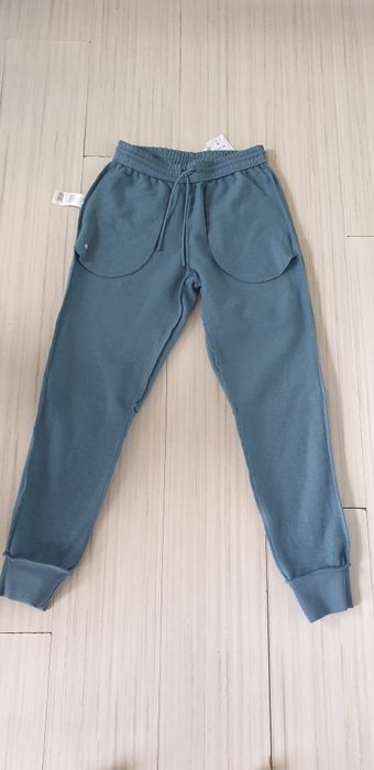 Lacoste Slim Fit Pants Mens Size 3 - S НОВО! ОРИГИНАЛ! Мъжко Долнище!