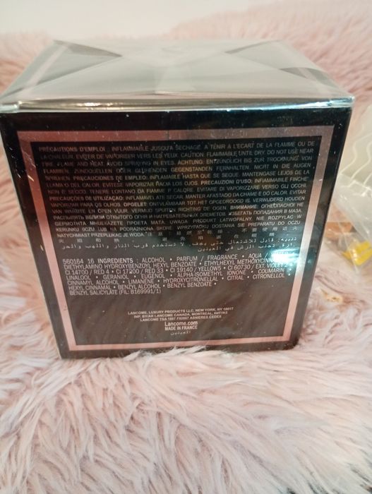 La Nuit Trésor într-o variantă de 75 ml.