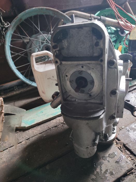 Продам  целиндры кольца на Урал