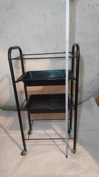 Помощник-тележка парикмахерская