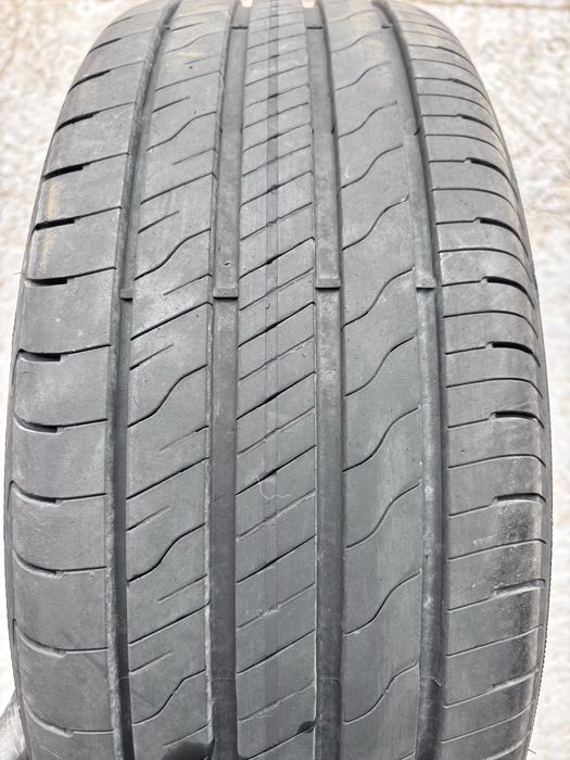 215/55/17 Goodyear 2 бр 2024 Bridgeston 2 бр