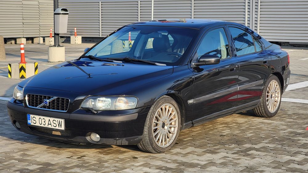 Volvo S60 2003 2.3 benzina automat   xenon, servotronic, trapa, geamuri duble, piele webasto