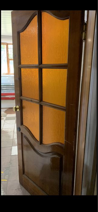 Продаются деревянные двери